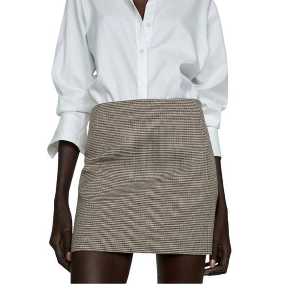 H&M Dresses & Skirts - H&M - Houndstooth Mini Skirt